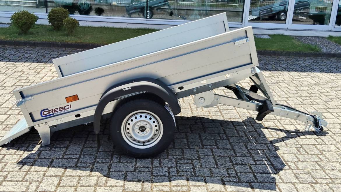 Carrelli Cresci: quando e perché scegliere un rimorchio per il tempo libero